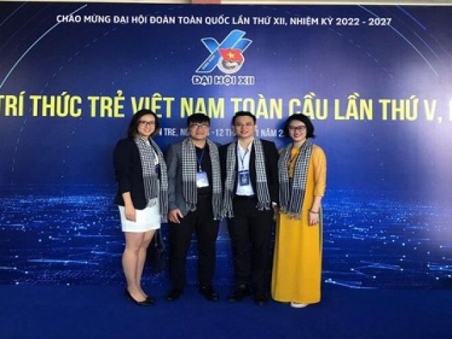 Phó giáo sư Đào Việt Hằng: 35 tuổi là đại biểu dự Đại hội Đoàn toàn quốc XII